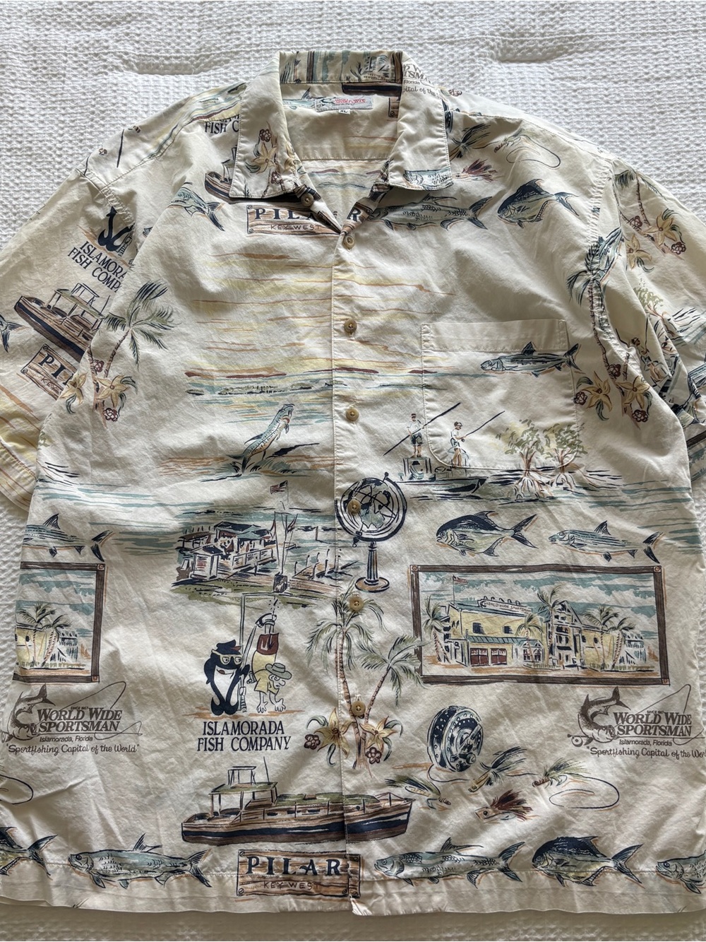 Bass Pro Shops Cream Island Print Button-Down Shirt